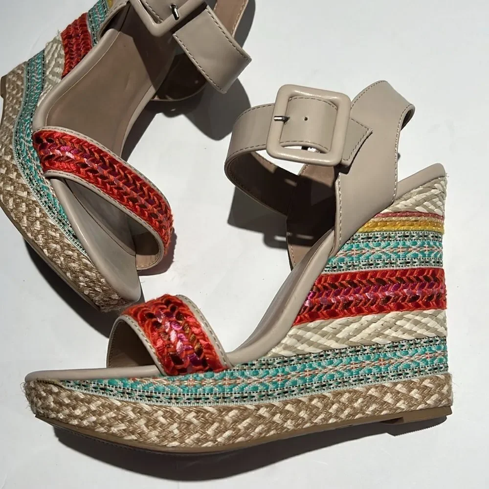 Mix No. 6 - Jordie‎ Platform Wedge Heel Size 8.5.  B60